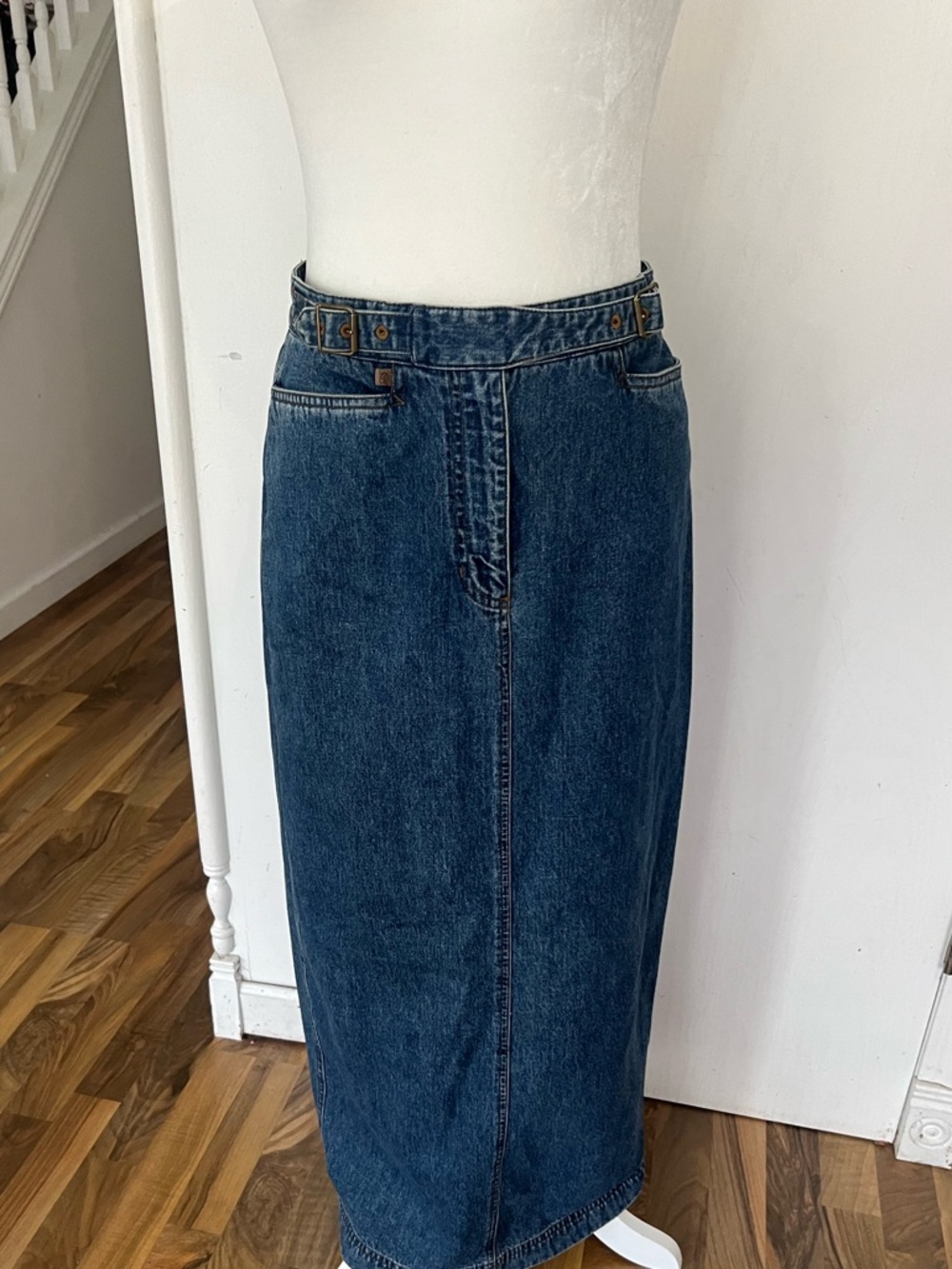 Lauren Jeans Ralph Lauren Vintage Denim Midi Skirt w/ y2k grunge details, size 4